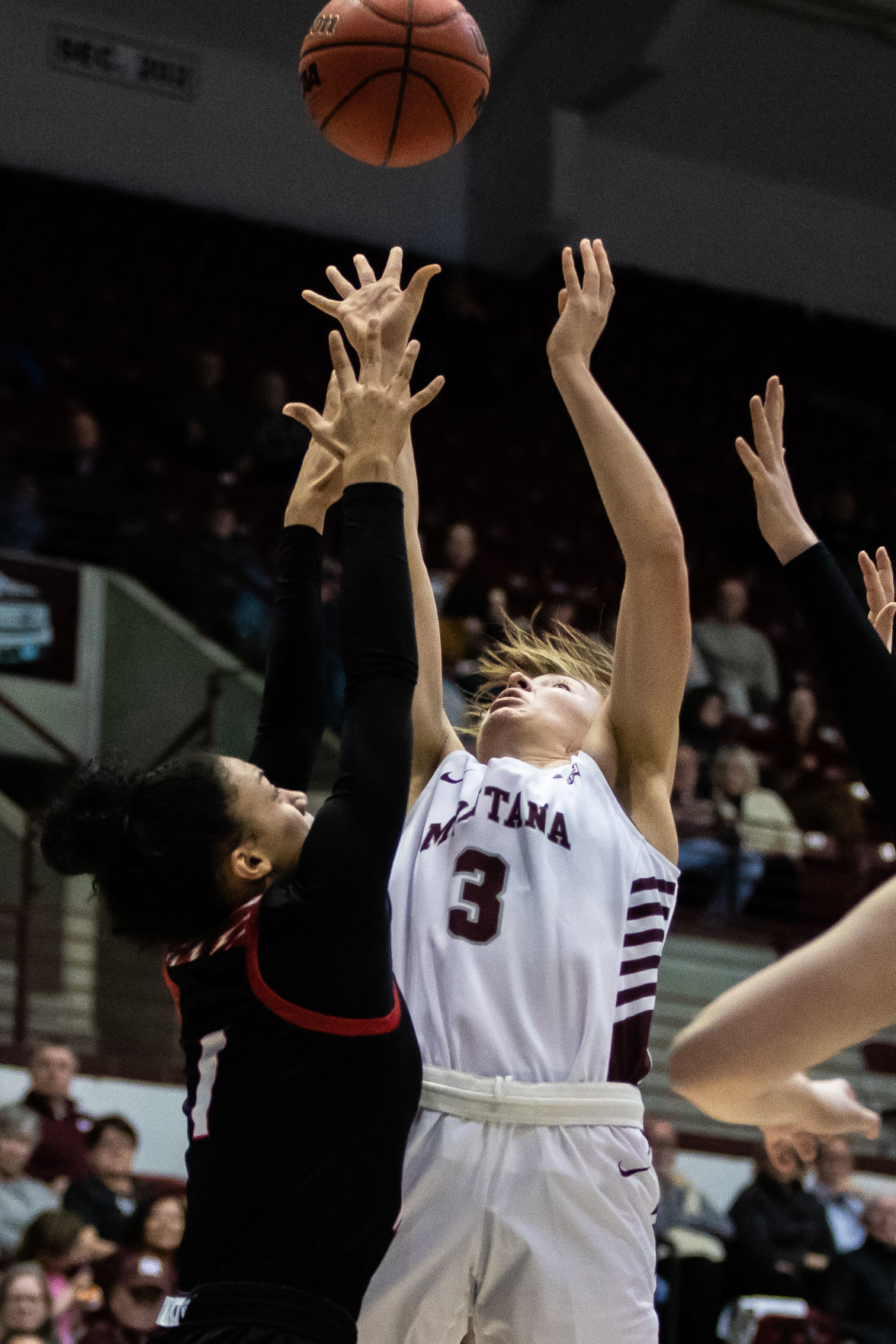 Lady Griz V Eastern Washington 11